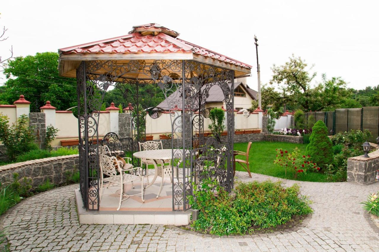 Villa Oselya キエフ エクステリア 写真